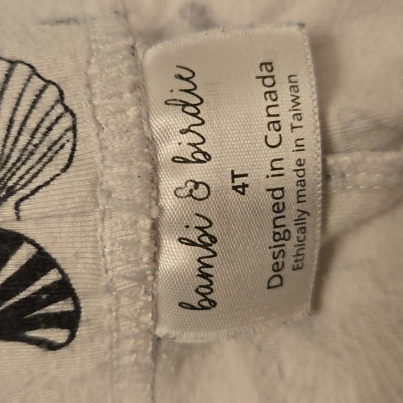 Bambi And Birdie Kids Pajamas Set - Seashells And Starfish Design - Picture 3 of 3